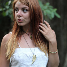 Load image into Gallery viewer, Feather Bracelet - FeatherTribe