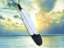 Load image into Gallery viewer, Bald Eagle Feather Necklace - FeatherTribe
