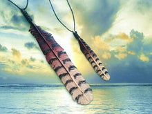 Load image into Gallery viewer, Kookaburra Feather Earrings - FeatherTribe