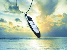 Load image into Gallery viewer, Small Magpie Feather Necklace - FeatherTribe