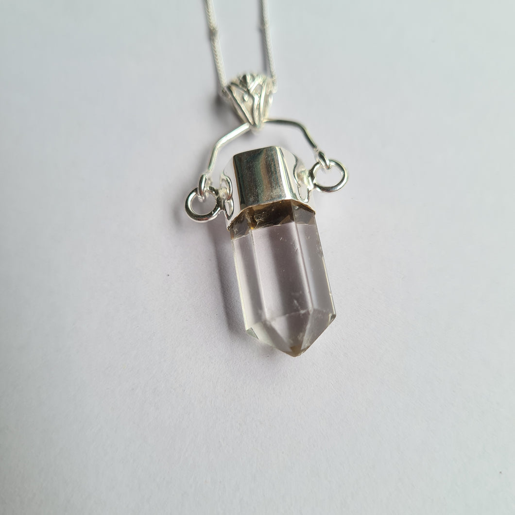 Celeste Necklace - Small Clear Quartz