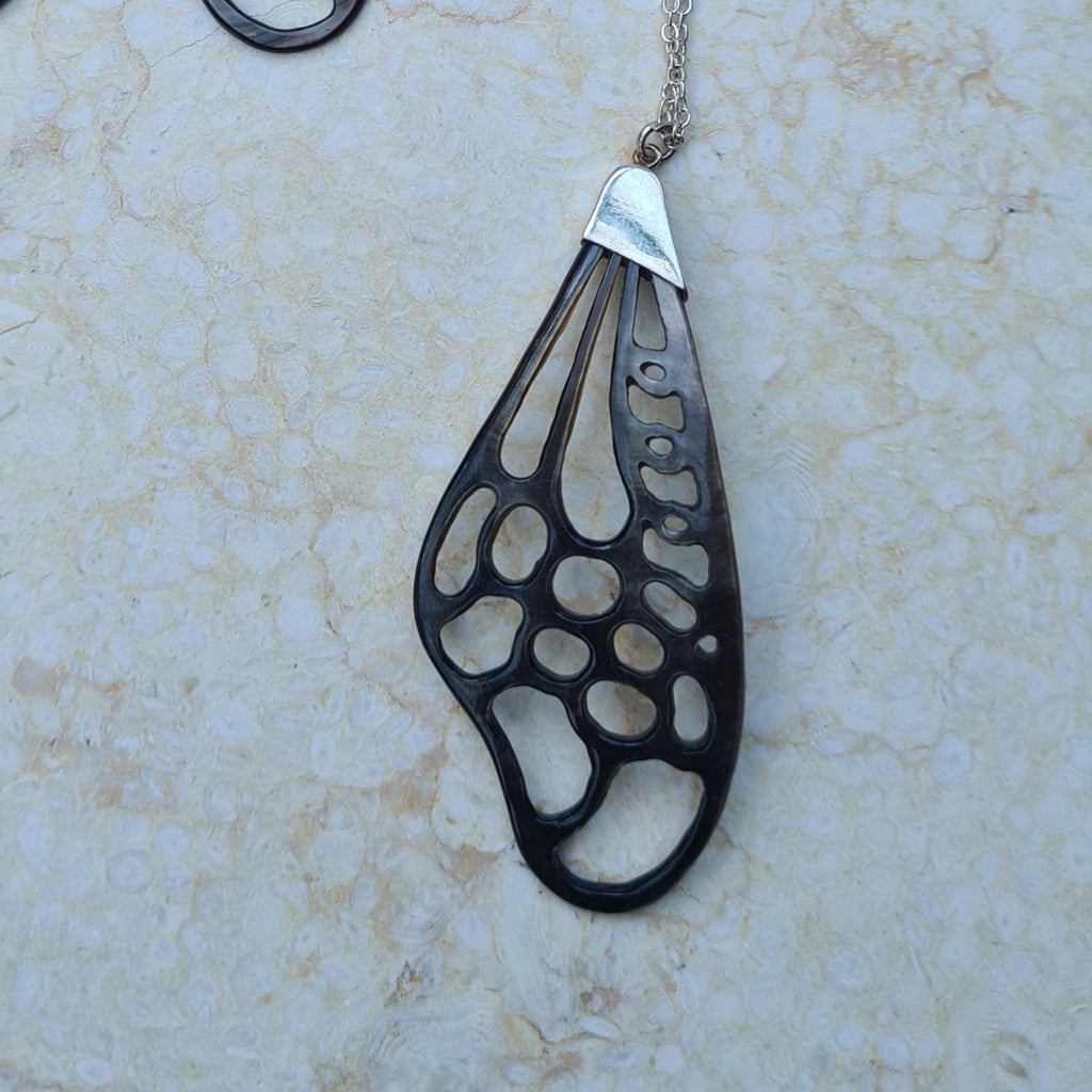 Black Pearl Fairy Wing Necklace Front