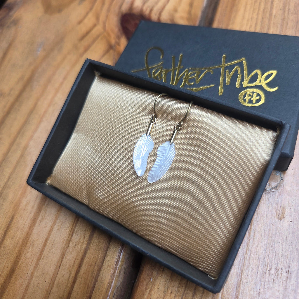 Pearl Feather Earrings Extra Small