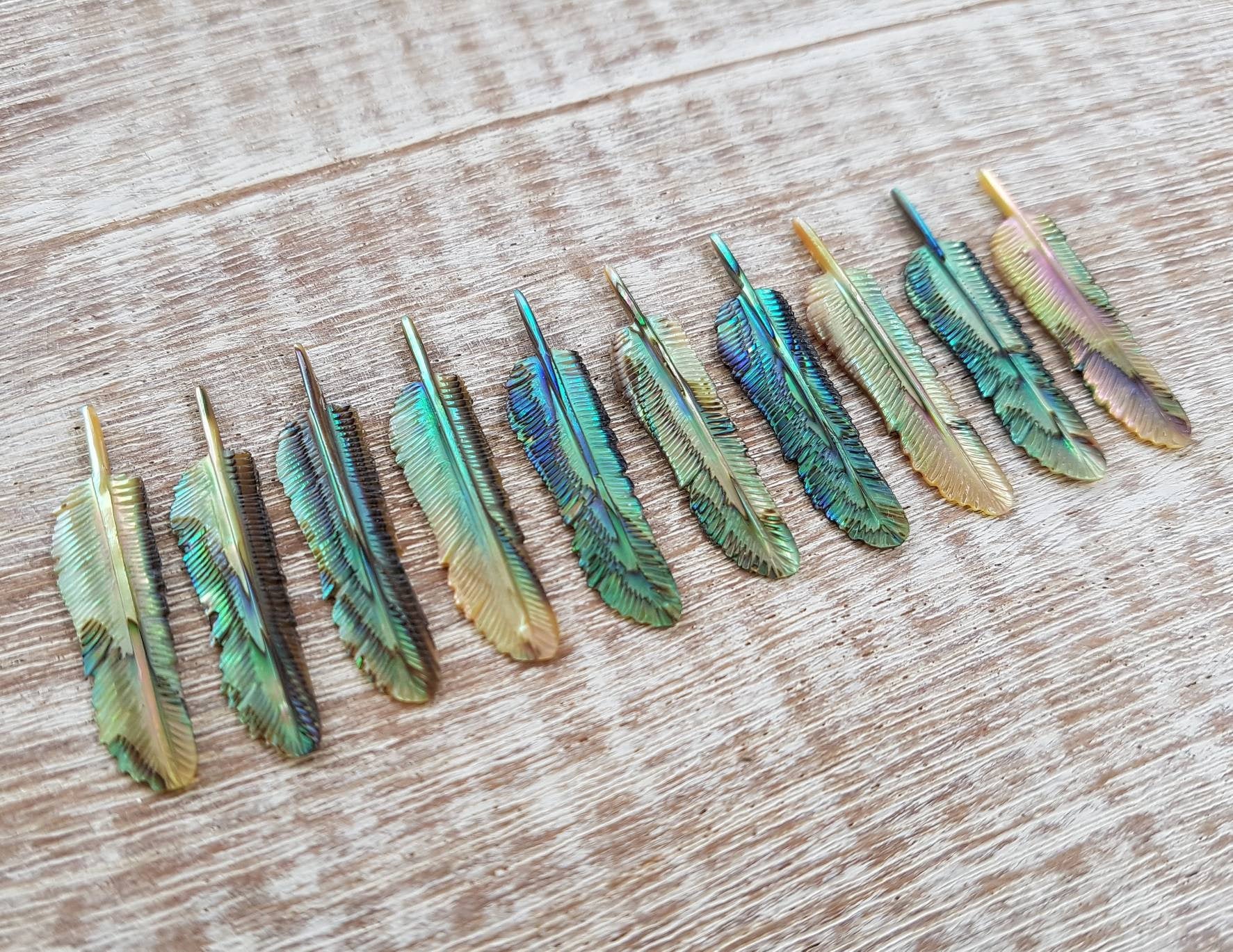 WHOLESALE 10 x Ultra Mini Flight Feather - FeatherTribe