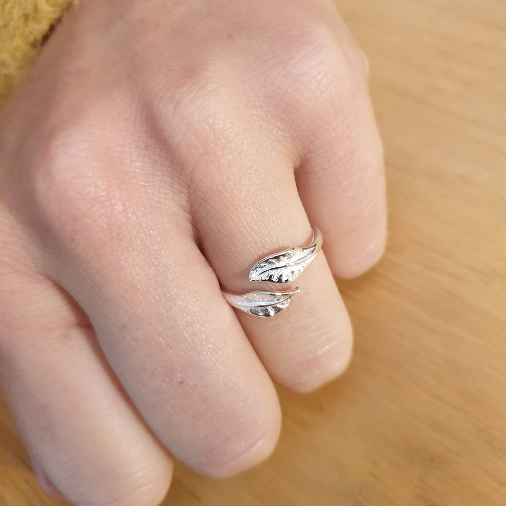 Two Feathers Ring - FeatherTribe