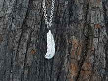 Load image into Gallery viewer, Tiny Feather Necklace - FeatherTribe

