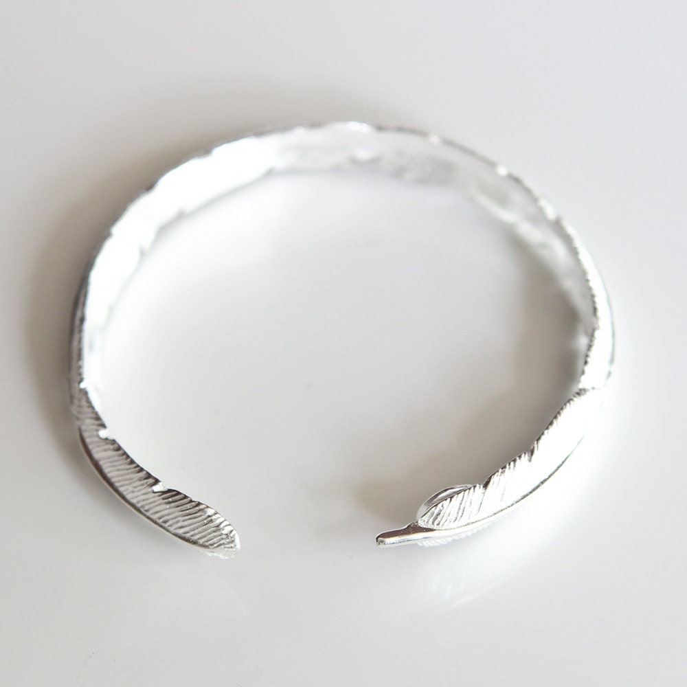 Feather Bracelet - FeatherTribe